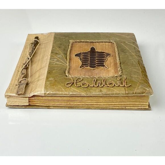 Handmade Leaf Sea Turtle Hawaii Photo Album Scrapbook NEW 7.5in L x 7.5in W AF07 - Picture 4 of 7